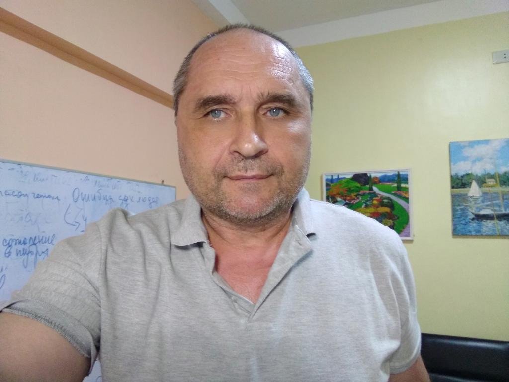 Александр Земляков