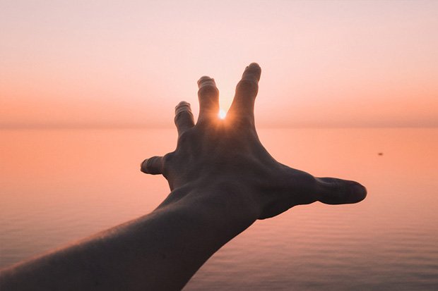 В жизни люди тратят годы на проверку того, что им нужно